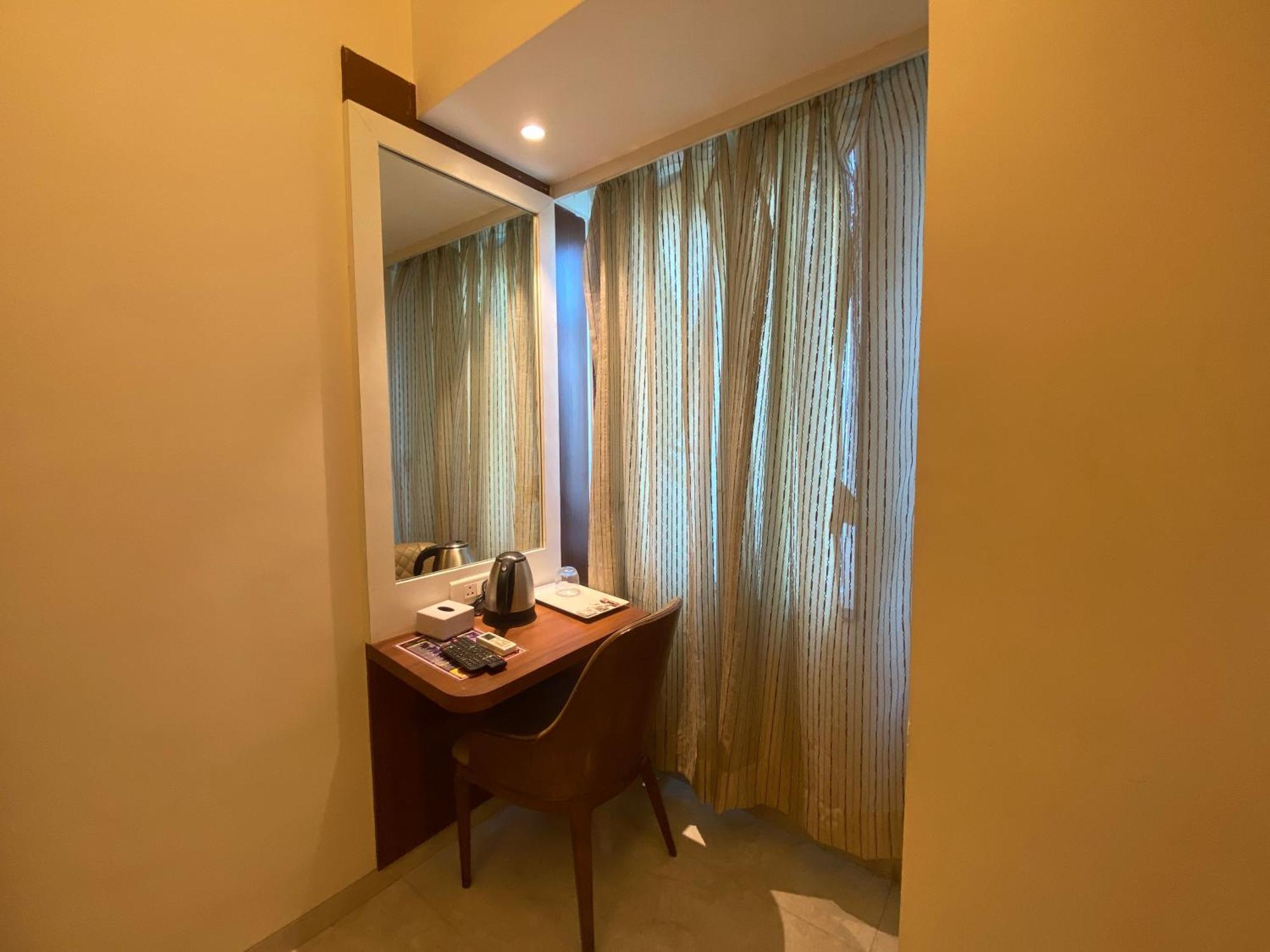 Hotel Czar Inn - Vashi Navi Mumbai Luaran gambar